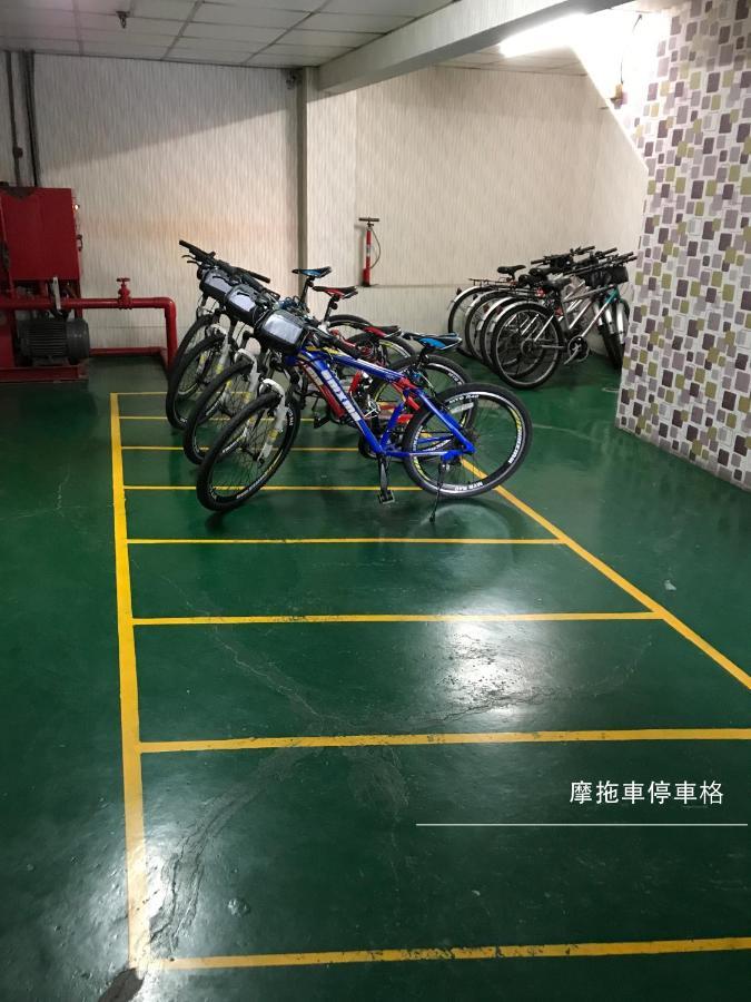 Go Shine Motel Pingtung Exteriér fotografie