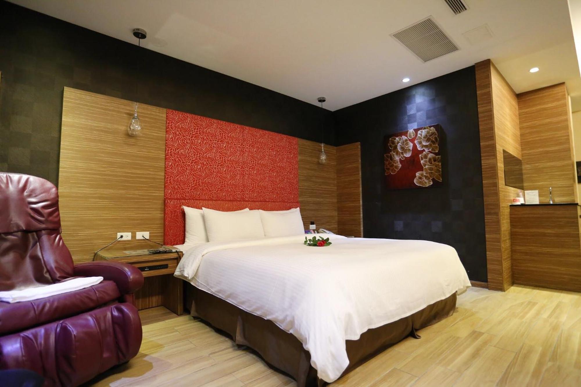 Go Shine Motel Pingtung Exteriér fotografie
