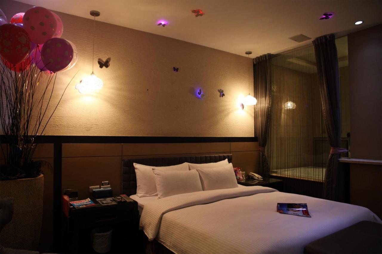 Go Shine Motel Pingtung Exteriér fotografie