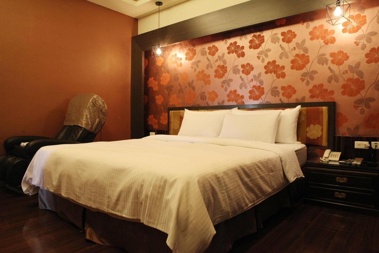 Go Shine Motel Pingtung Exteriér fotografie